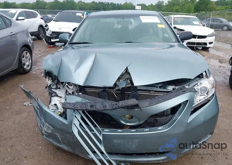 2007 Toyota Camry Le V6 z USA, uszkodzony, nr VIN 4T1BK46K47U536273